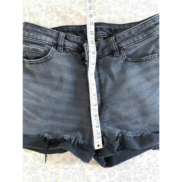 American Eagle Black Distressed Denim Shorts Women’s Size 6 - Picture 4 of 7
